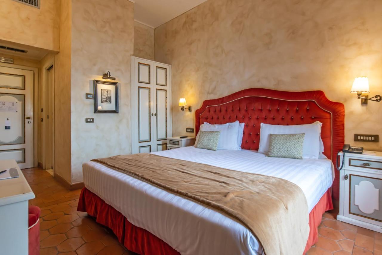 Hotel Donna Camilla Savelli - Vretreats Rzym Zewnętrze zdjęcie